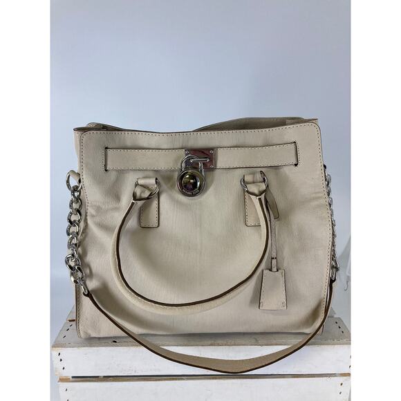 MICHAEL KORS HAMILTON LARGE IVORY LEATHER SHOULDER BAG - Picture 2 of 16